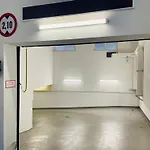 Apstay Prime I Parking Option I Self Check-in 3*
