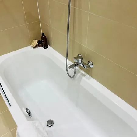 Apstay Prime I Parking Option I Self Check-in 3* Graz